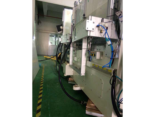 無塵車間作業(yè) (7)